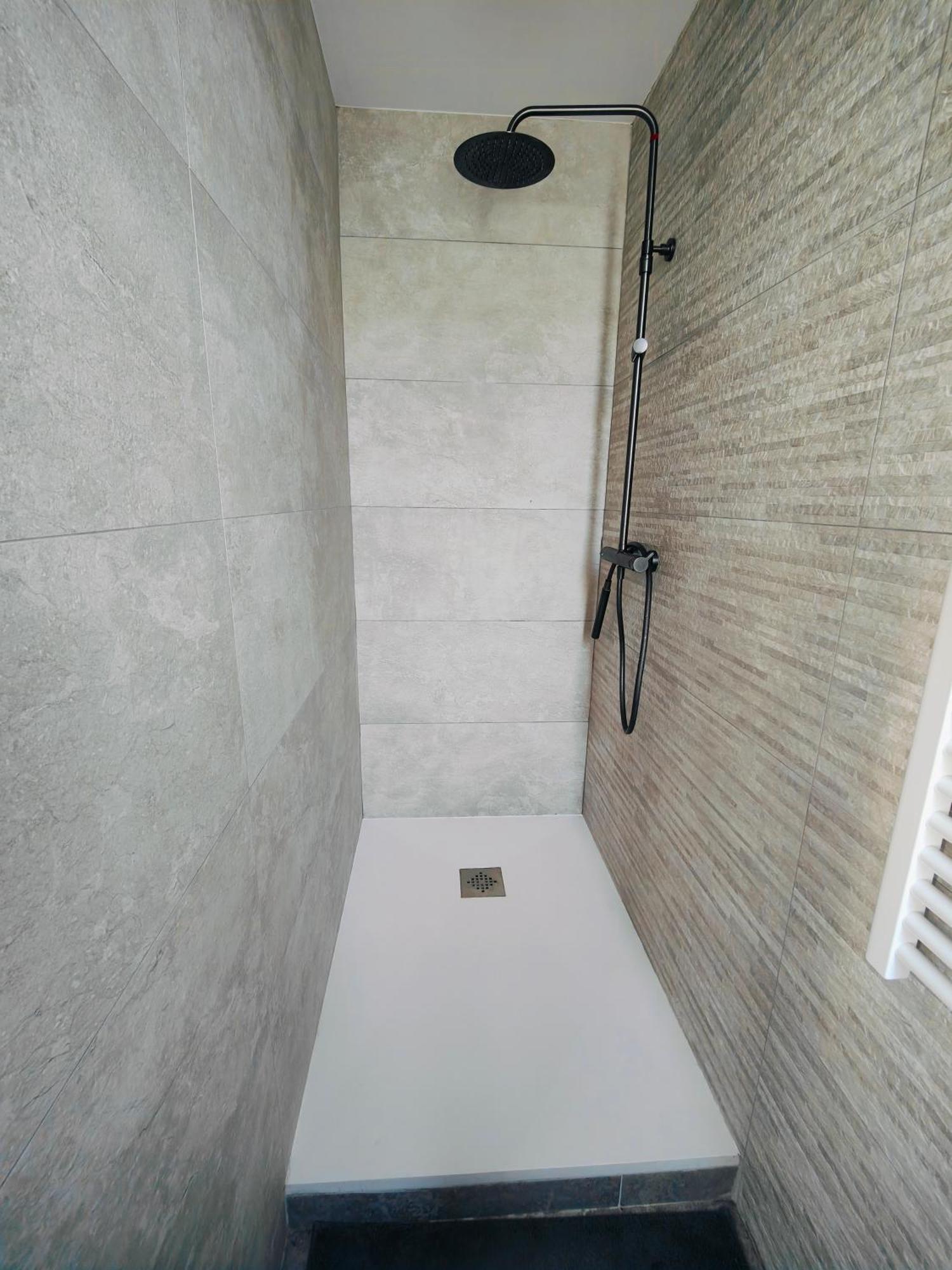 Self-Checkin Town House - Rooms To Rent In A Beautiful Modern Town House - Not A Hotel - Location De Chambres Avec Arrivee En Autonomie - Extra Fee For Sheets And Towels - Private Parking - Check Your Plateform Inbox And Follow Check-In Instructions Saint-Romain-en-Gal Exterior foto